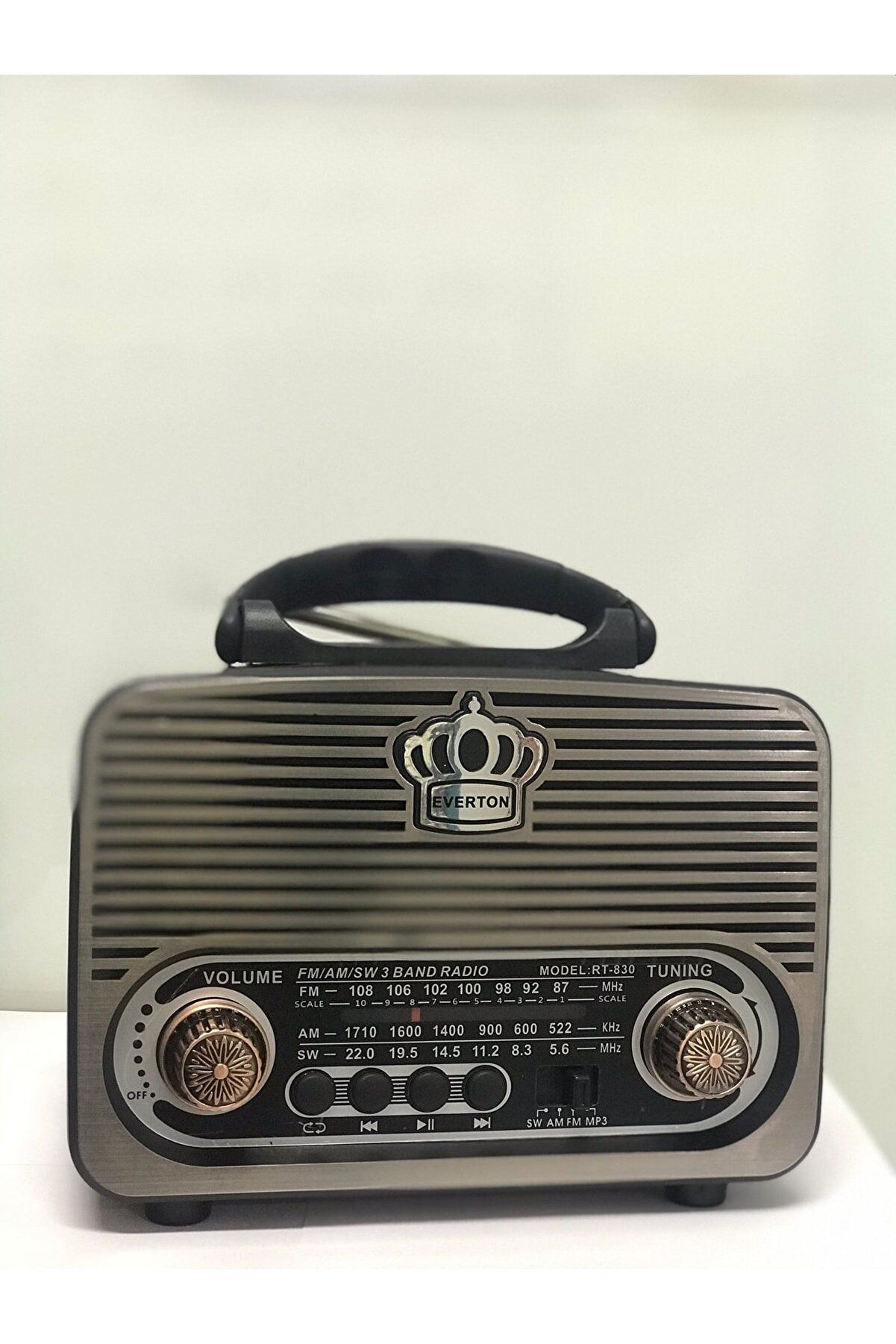 Everton RT-830 Güneş Enerjili Bluetooth, Nostalji , FM/AM/SW 3 Band Radyo ,usb, sd ,Aux mp3 player