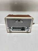 Everton RT-660 Orta Boy Solar Güneş Enerjili Fenerli Bluetooth/USB/Sd kart/ Radyo mp3 Player Müzik Kutusu