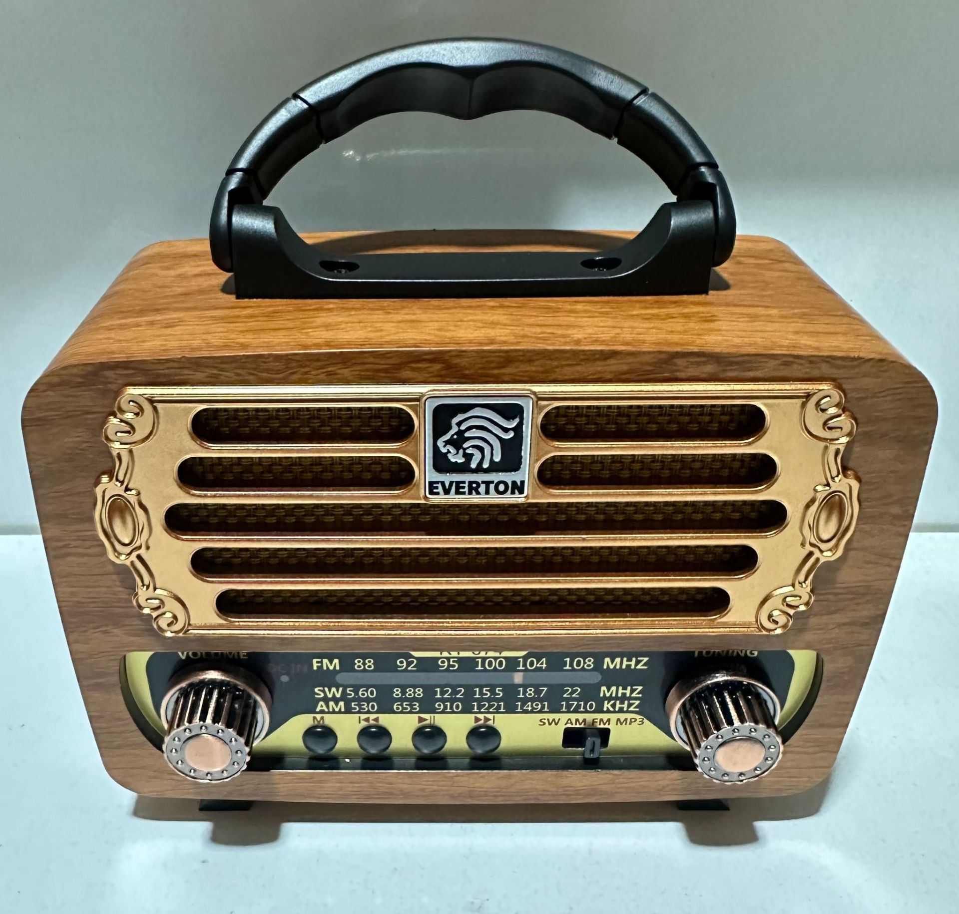 Everton RT-674 Orta Boy Solar Güneş Enerjili Bluetooth/USB/Sd kart/ Radyo mp3 Player Müzik Kutusu